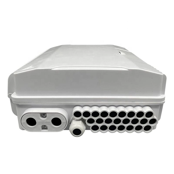 Electrocution relay protection device disconnects power