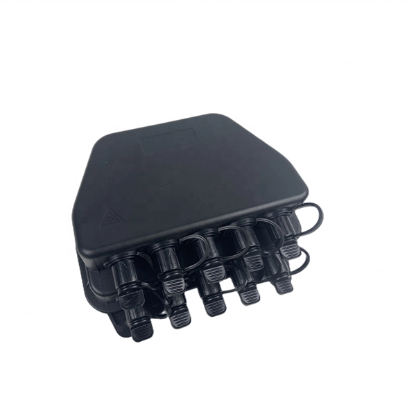 Emergency disconnect terminal block of distribution box