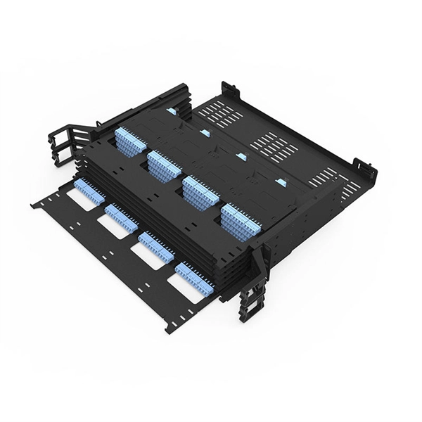 Distance between compressed air pipes and cable trays