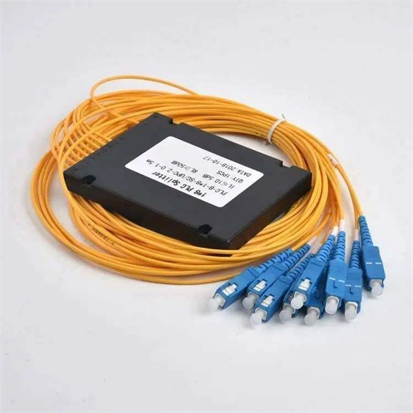 Unidirectional Optical Communication Module