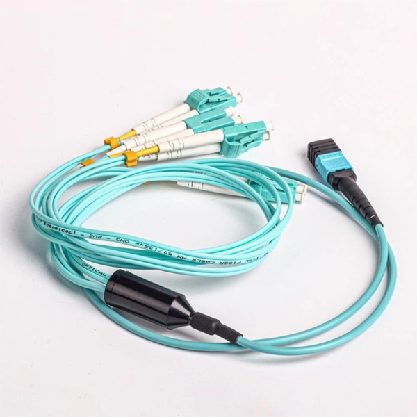 Green Multimode Fiber Optic Hub