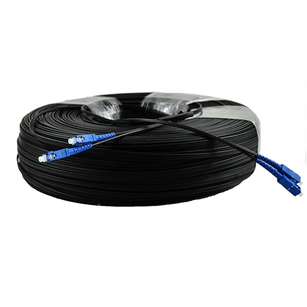 Cable tray ground wire clip