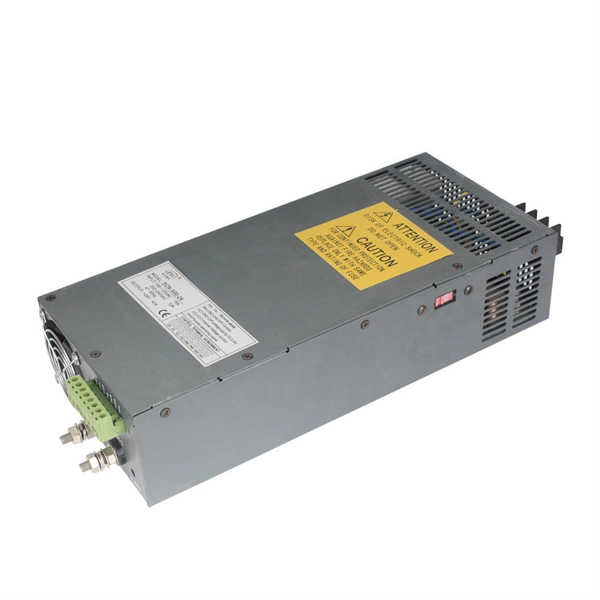 What size circuit breaker should a three-level distribution box be equipped with 