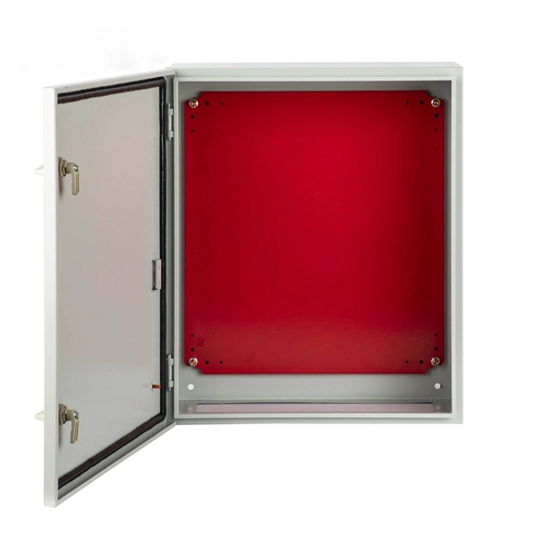 Stainless steel distribution box with IP67 protection rating